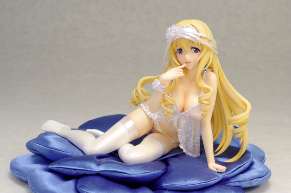 Cecilia Alcott, IS: Infinite Stratos, Wave, Pre-Painted, 1/8, 4943209610914